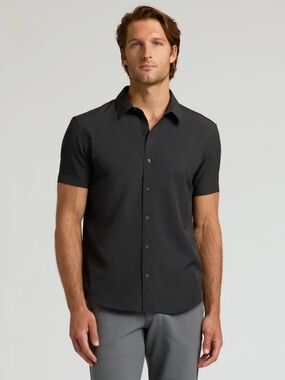 True Classic Men’s Black Performance Short Sleeve Dress Shirt 2XL